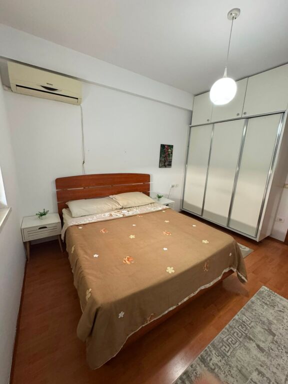 Kristal Center Rent 1+1 (Paris municipality)