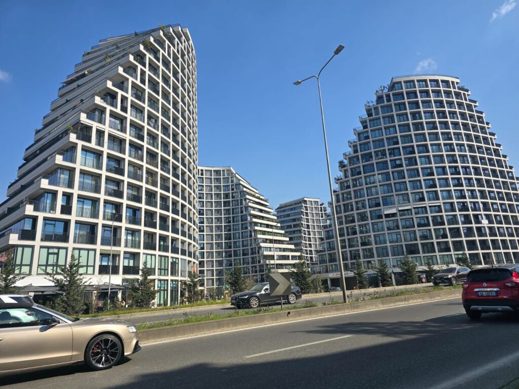 Appartamento a Lake View