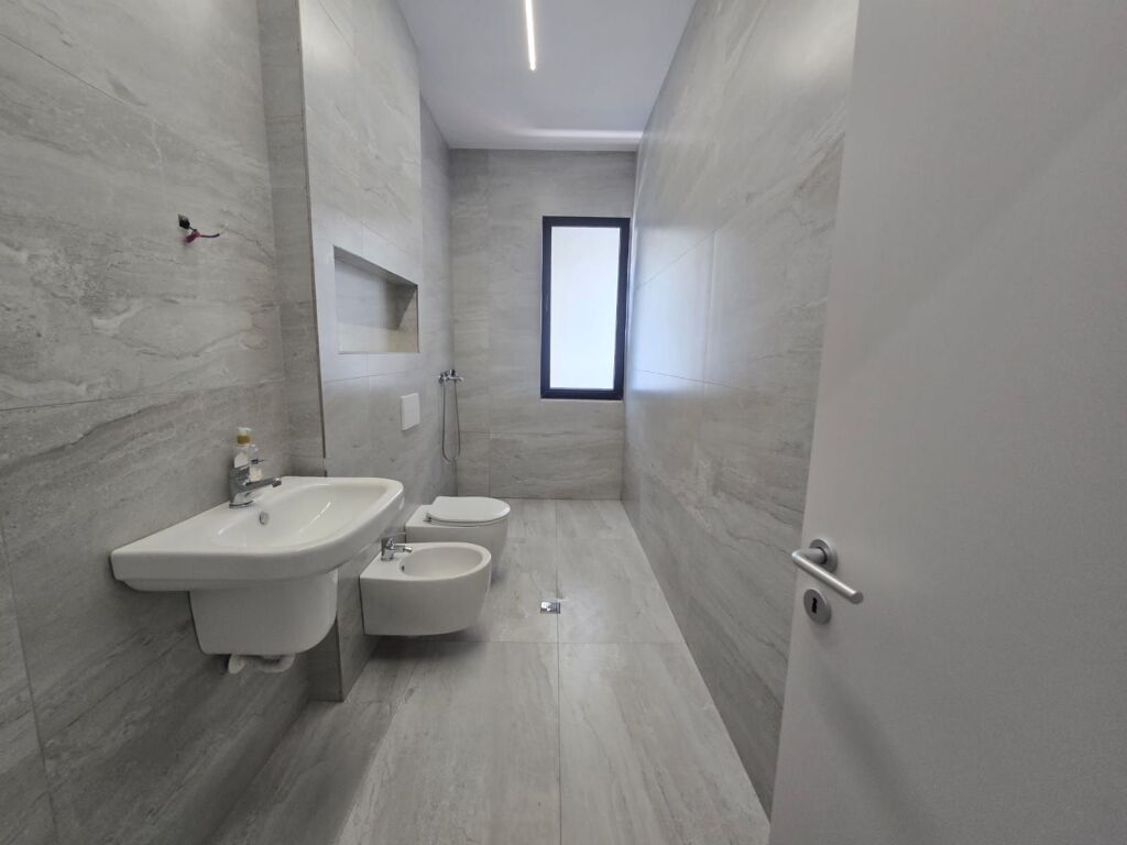 Apartament per Zyra