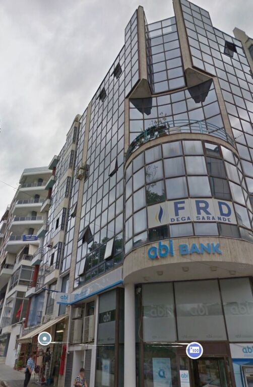 Appartamento con Vista Mare nel Centro di Saranda
