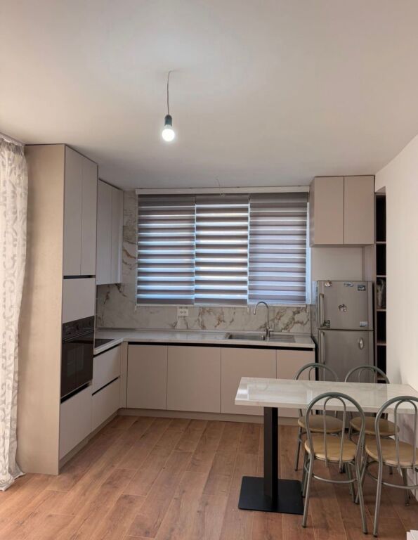 Jepet me qira apartament 1+1 te Sheshi Willson! – pohled 2