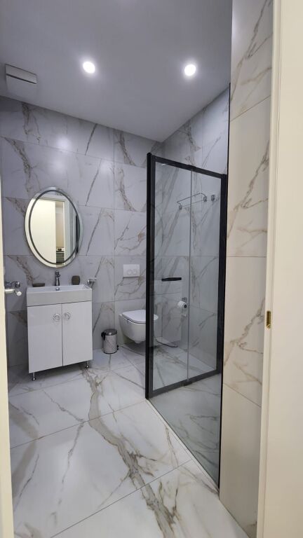 APARTAMENT NE SHITJE TE KOMPLEKSI DELIJORGJI