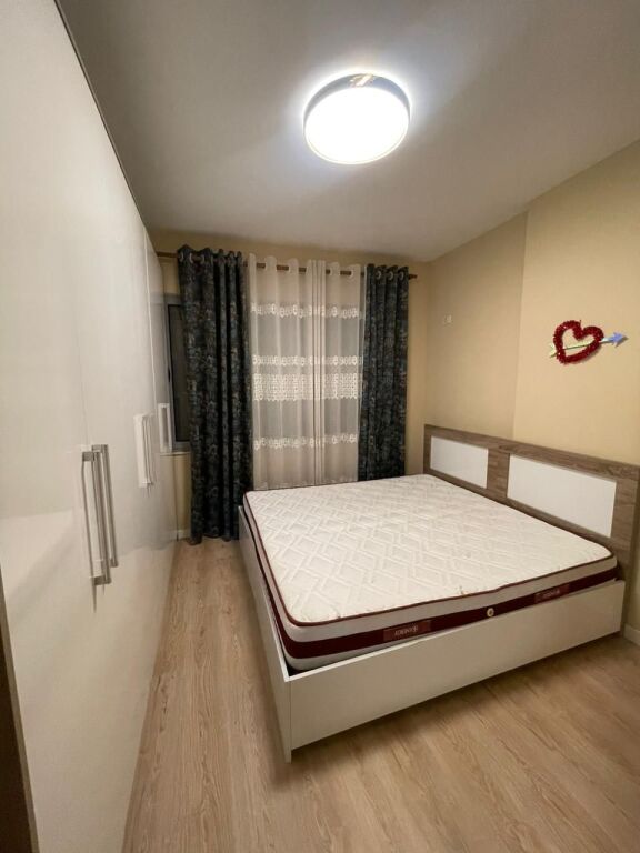 Affittasi appartamento 1+1 Astir Complesso Molla Viale Migjeni Piano 5
