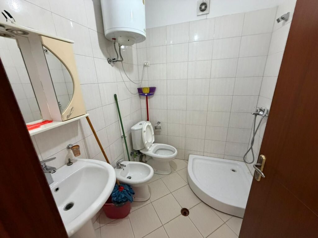🏡 Apartment for rent 2+1+2  📍Astir, Villa L   📐 Area: 118m² 🛋️ Furnished  ➡️ Complete  🏢 4th floor (with elevator)   The apartment is organized into:  ▪️2 bedrooms  ▪️1 living room  ▪️2 bathrooms  ▪️2 corridors  ▪️1 kitchen   💰Price: 55,000 Lek/Month ❗negotiable  (If rented for more than 2+ years, price: 50,000 Lek/Month)