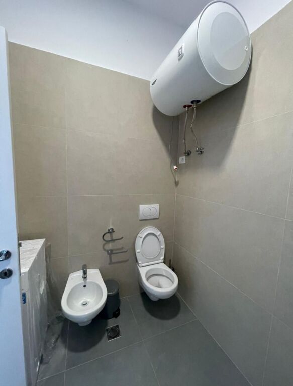 Affitto | Apartament 1 + 1 | Fresku | 400 €/mese
