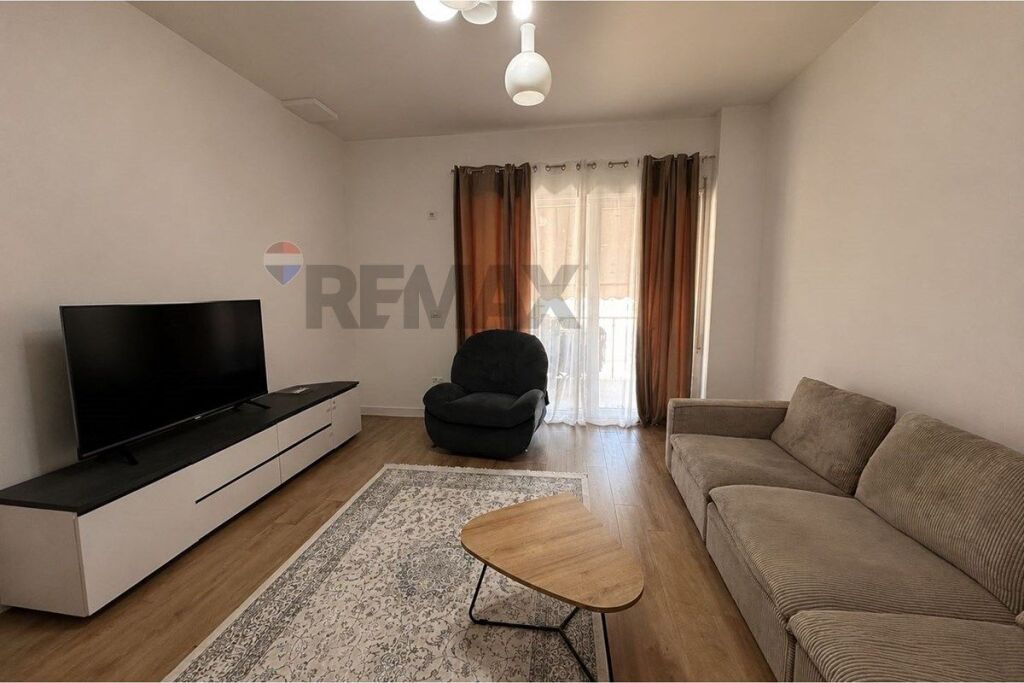 Apartment 2+1+2 for sale - Laprakë, Blloku Gintash