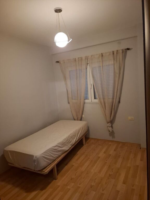 In Affitto Appartamento 2+1+1 Balcone