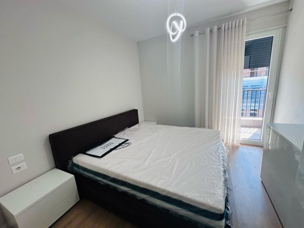 Jepet Me Qera Apartament 2+1+1 Post Parkimi + 1 Ballkon