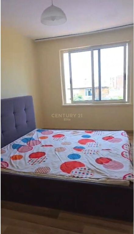 €350 al mese - Appartamento in affitto a Xhamllik!