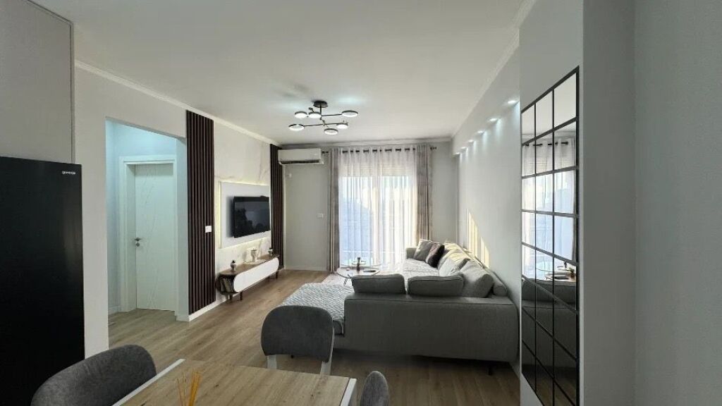 Apartment 2+1 for sale in Kamez, near Ulliri !