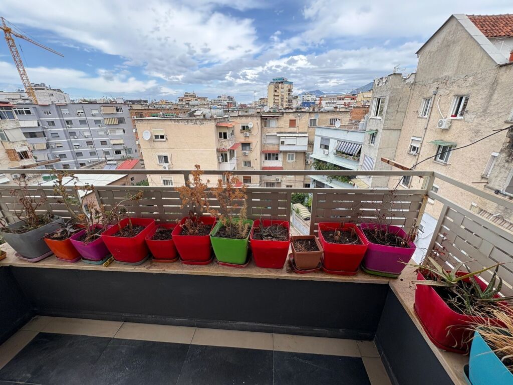 Affittasi 2+1+1 Scuola di Balletto 600€