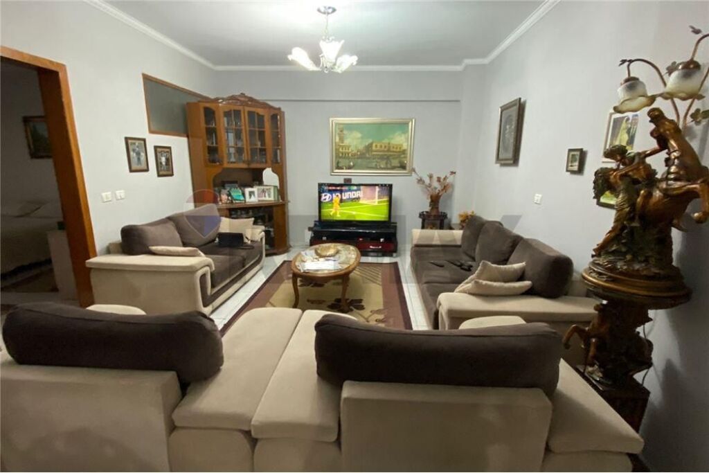 Apartment 2+1 for rent on Dritan Hoxha street.
