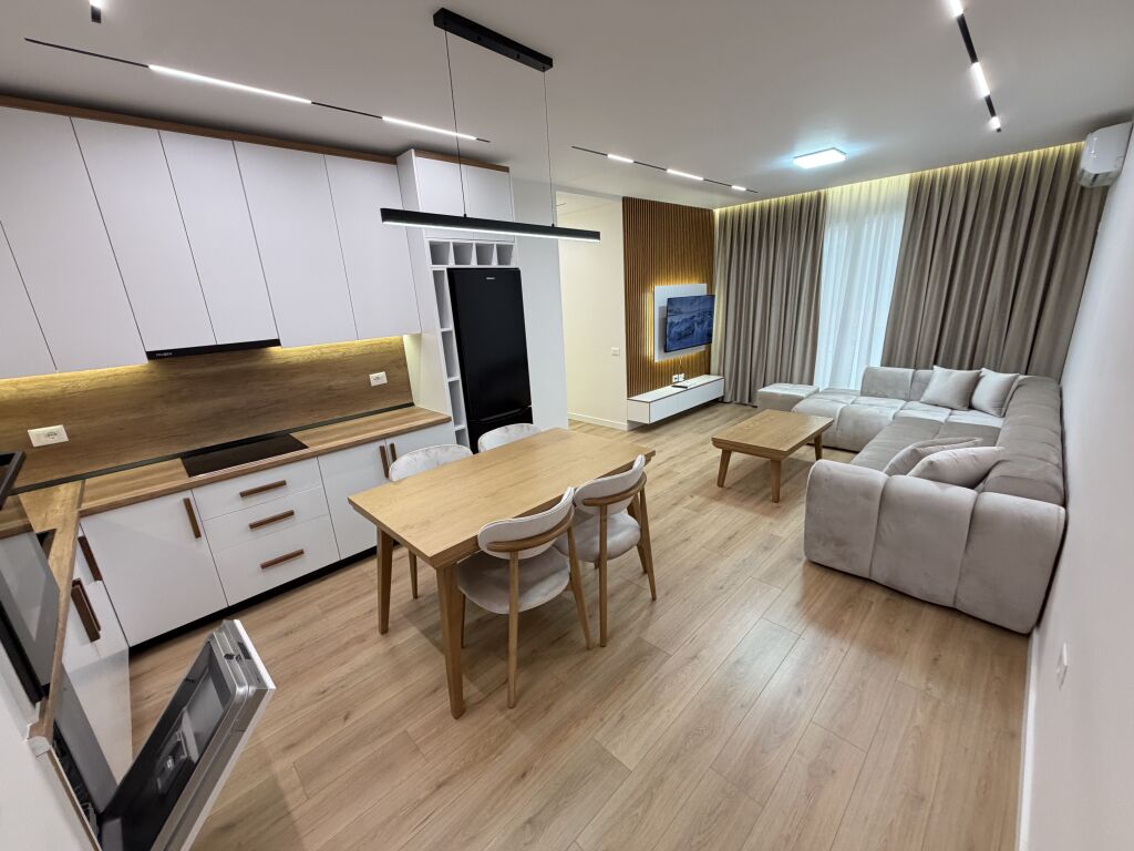 🏡 Super 2+1+2 apartment for rent  📍 Yzberisht, near KMY, opposite Fitness Bar UNIK   💶 Price: 60,000 Lek/month  