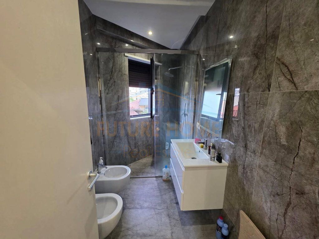 Rent, Apartment 2+1+2, Durres Street, Tirana