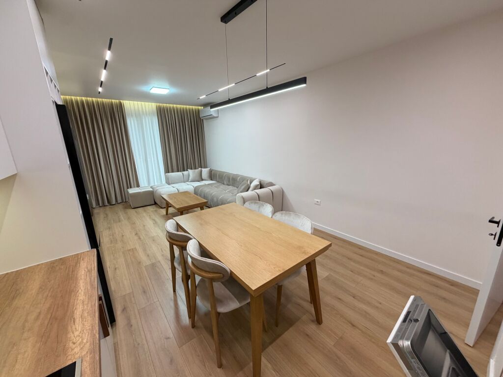 🏡 Super 2+1+2 apartment for rent  📍 Yzberisht, near KMY, opposite Fitness Bar UNIK   💶 Price: 60,000 Lek/month  