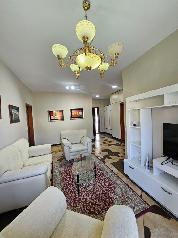 For Rent Apartment 2+1 | Fresk  Dalip Topi Street, with an area of 70 m², located on the 2nd floor price 40,000 leke