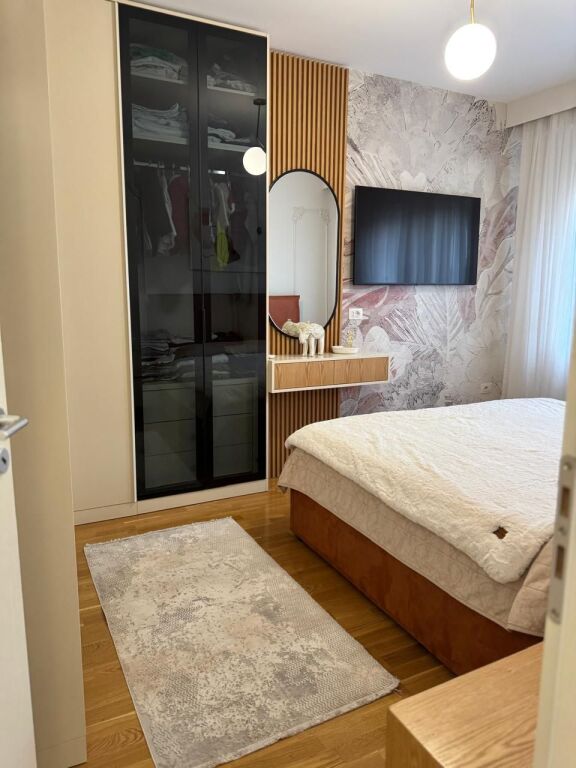 Via Barrikadave, affittasi appartamento 1+1 con posto auto, arredato, 1.000 Euro