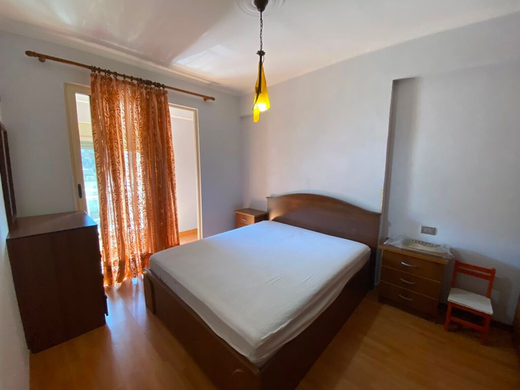 Rent, Apartment 1+1, Barricades Street, Tirana. 530 €