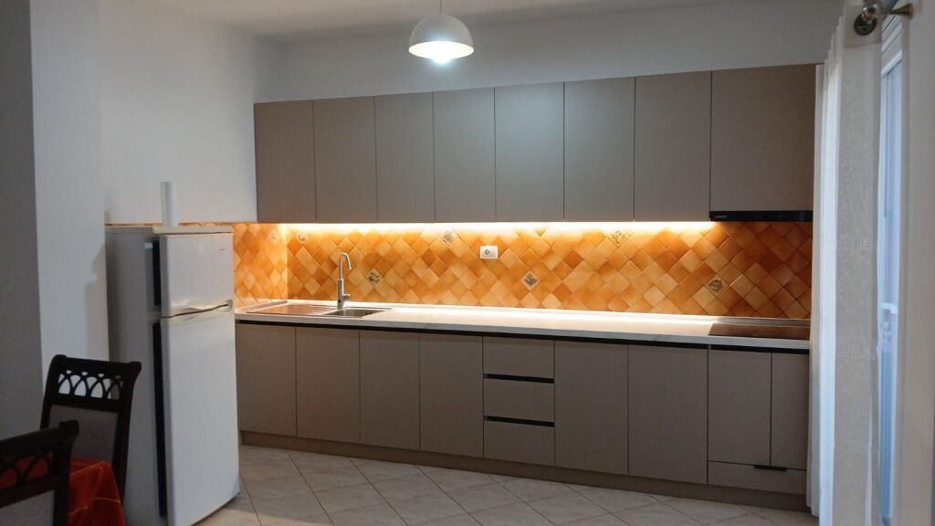 Rent | Apartament 1 + 1 | Rruga Myslym Shyri | 600 €/month