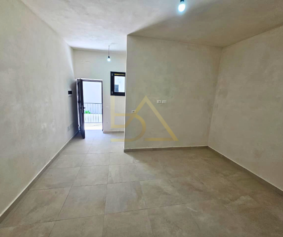 Studio Apartment for Sale – Spilles Beach, Kavajë