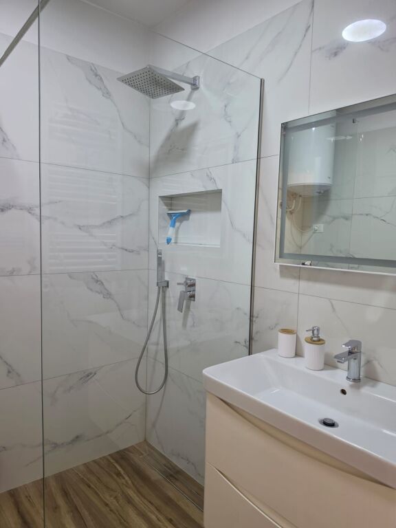Appartamento 1+1+ Posto auto in affitto – (Vicino a Globi)