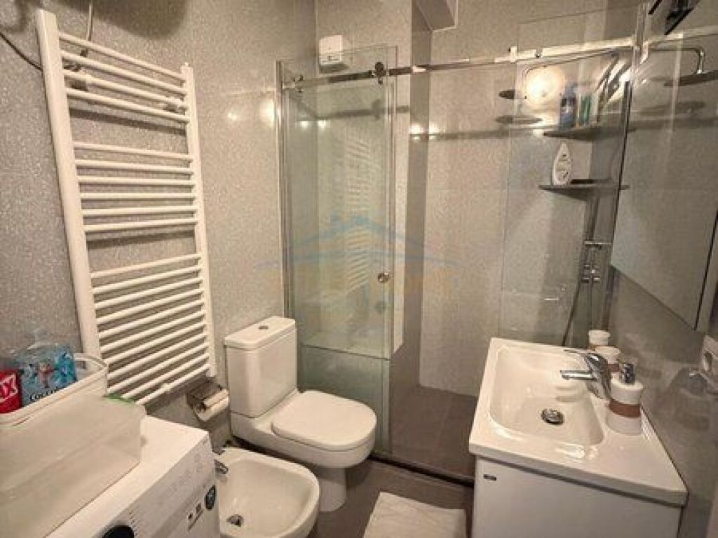 In vendita, Appartamento 2+1, Lago Secco, Tirana.