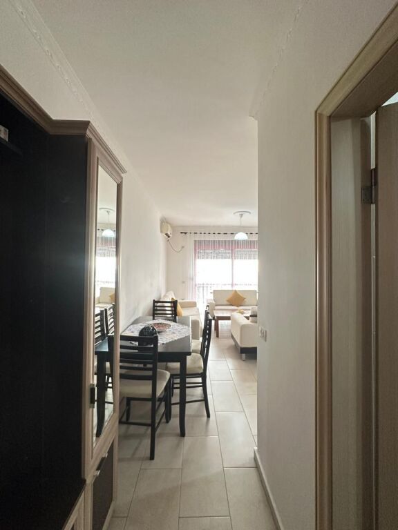 Apartment 1+1 for rent at Zogu Zi