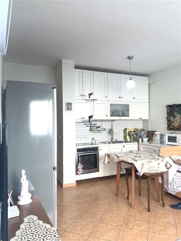 APARTAMENT ME QERA 1+1 KOMUNA E PARISIT 55.000 LEKE  FH-82125 - Widok 3