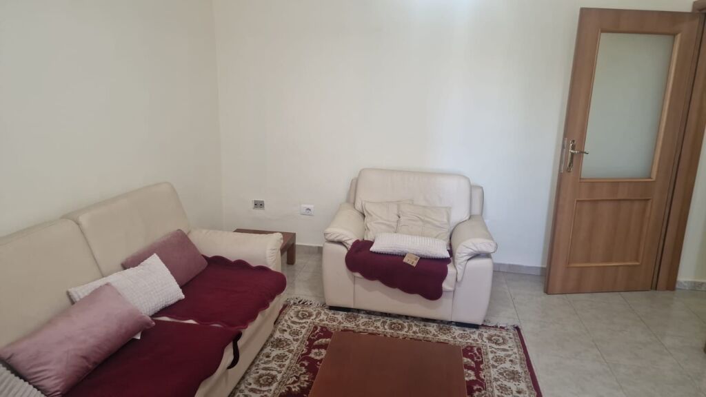 Appartamento 1+1 in affitto al Mozaiku di Tirana