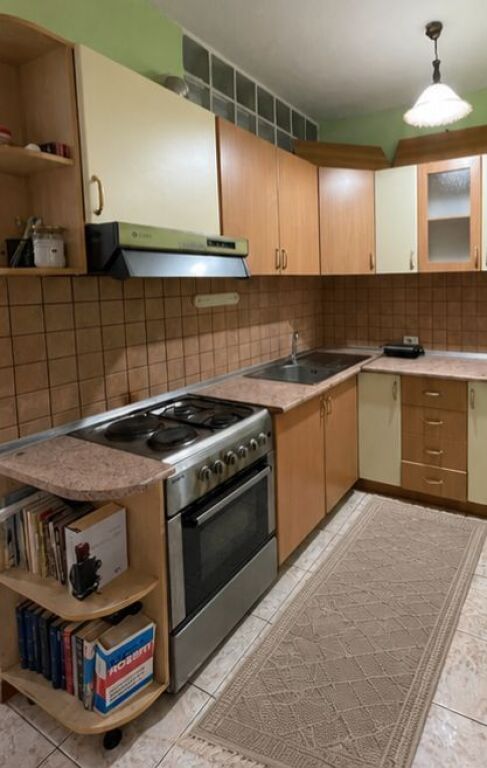 Myslym Shyri, apartment 1+1 for rent.