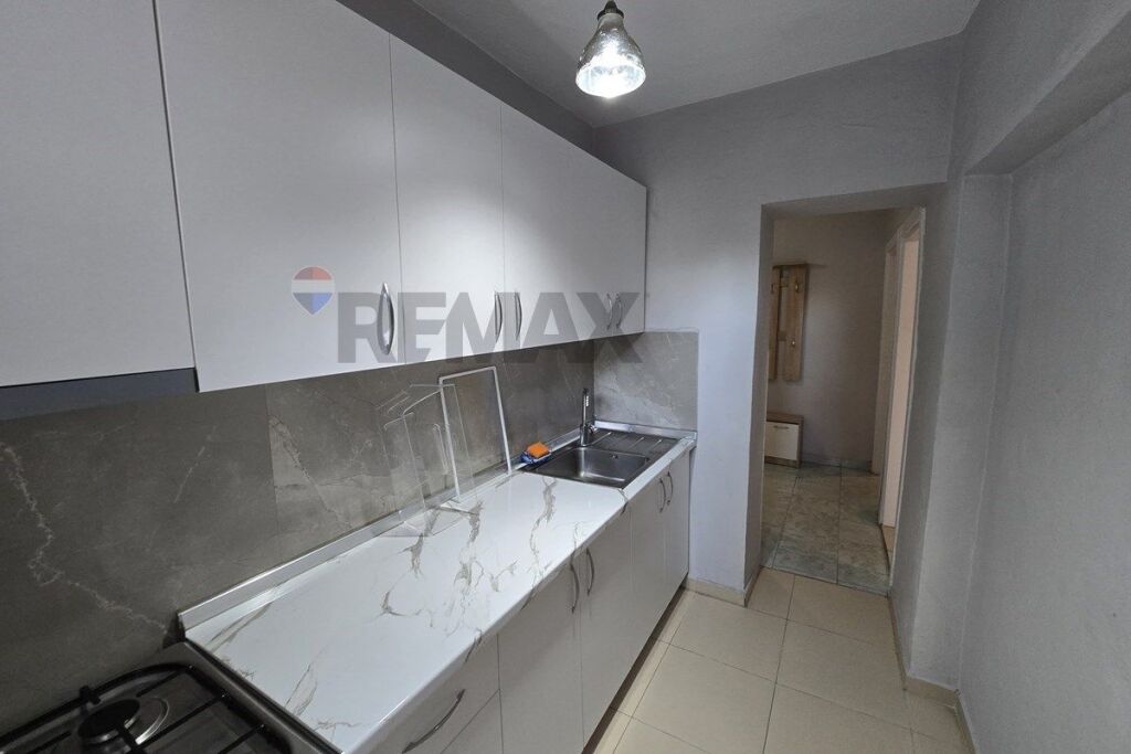Apartament - Për Shitje - Rruga Mine Peza, Tiranë