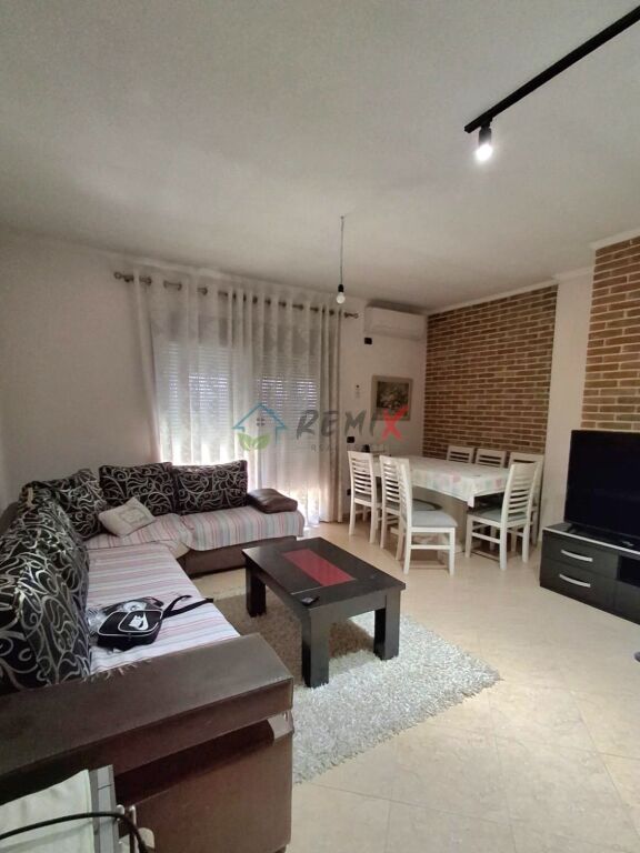 ✨ Shitet apartament super modern 2+1 me verandë fantastike ✨ Prane Martenitetit , Durres