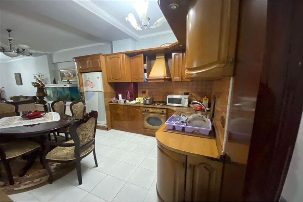 Apartment 2+1 for rent on Dritan Hoxha street.