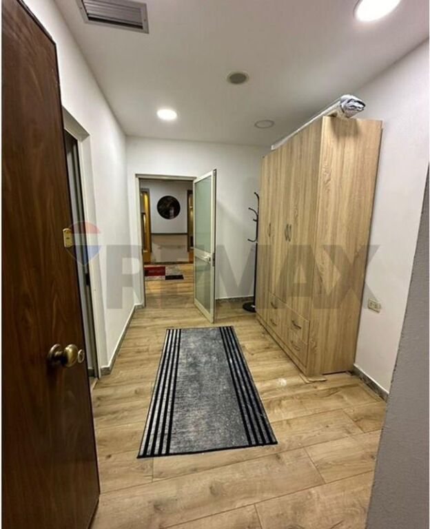 Apartment - For Rent - Artistic Lyceum, Tirana