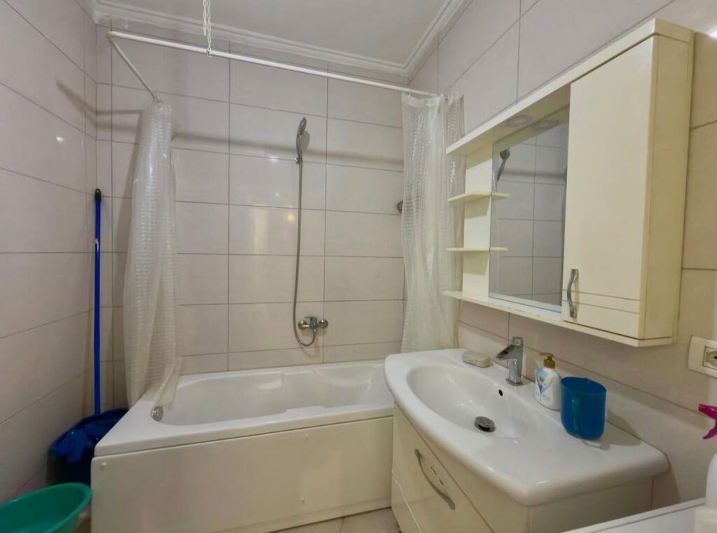 2+1 apartment for rent in Astir !