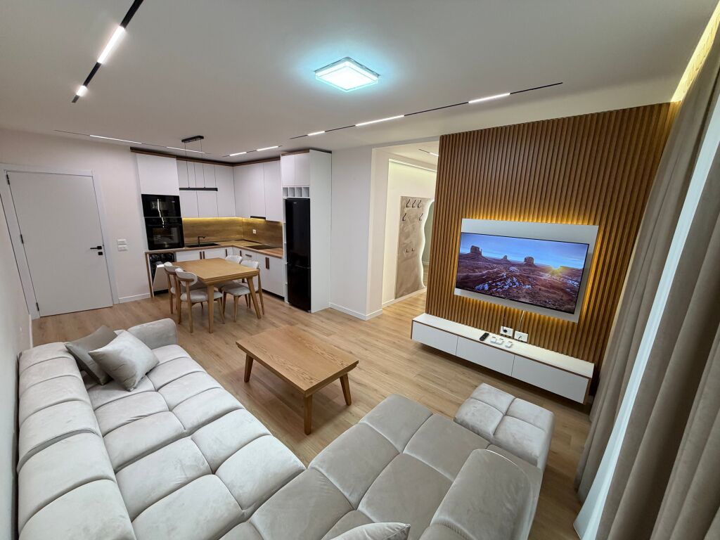 🏡 Super 2+1+2 apartment for rent  📍 Yzberisht, near KMY, opposite Fitness Bar UNIK   💶 Price: 60,000 Lek/month  