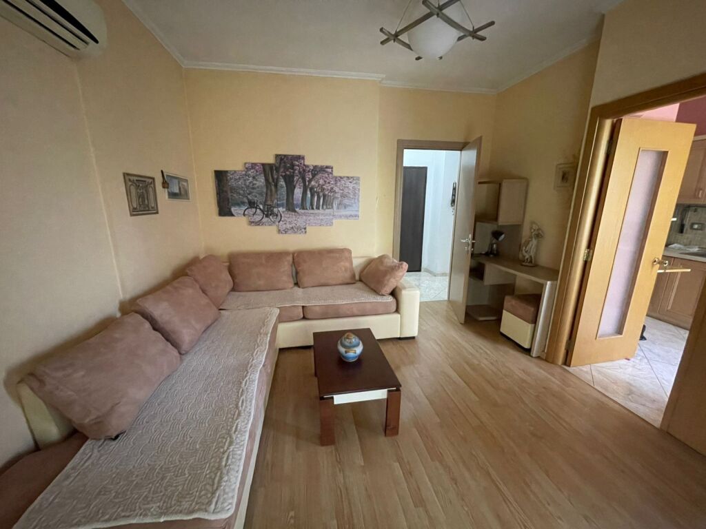📢 FOR RENT – 2+1 | LAPRACË – “DRITAN HOXHA” STREET (AT KUPOLA)