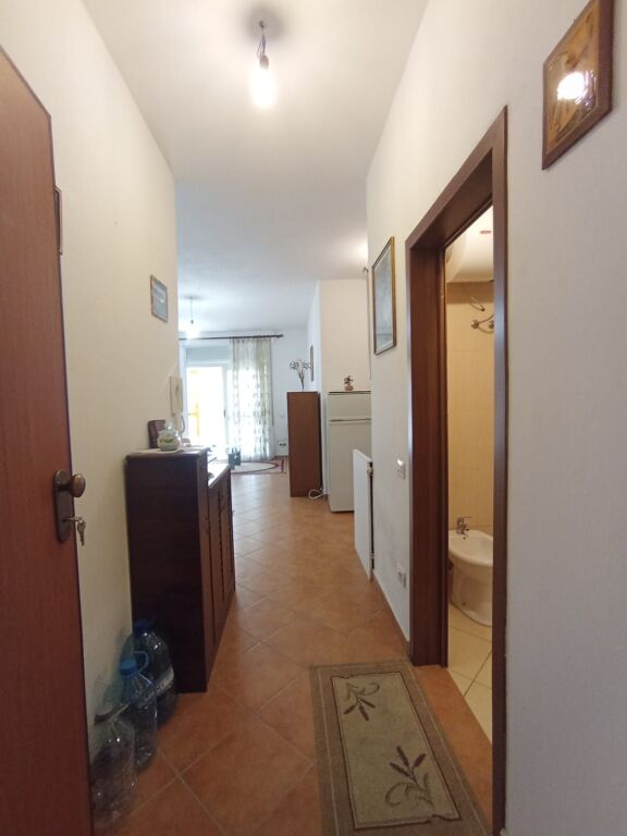 Shitet Apartament 2+1 te Shpiragu Golem