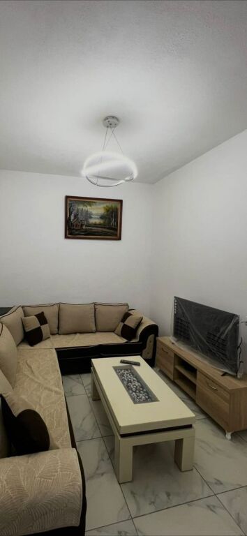 APARTMENT 2+1. 35000 LEKE.SIRI KODRA