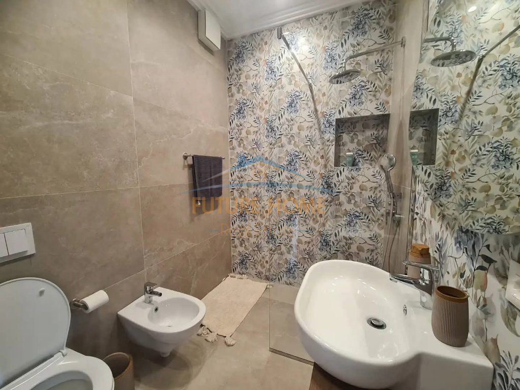 Qera,Apartament 1+1+post parkimi,Rruga e Kavajes