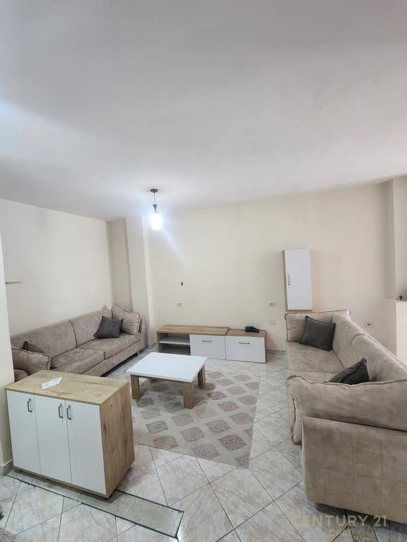 Apartment 1+1 for rent at Fresku, Tirana 400 euro