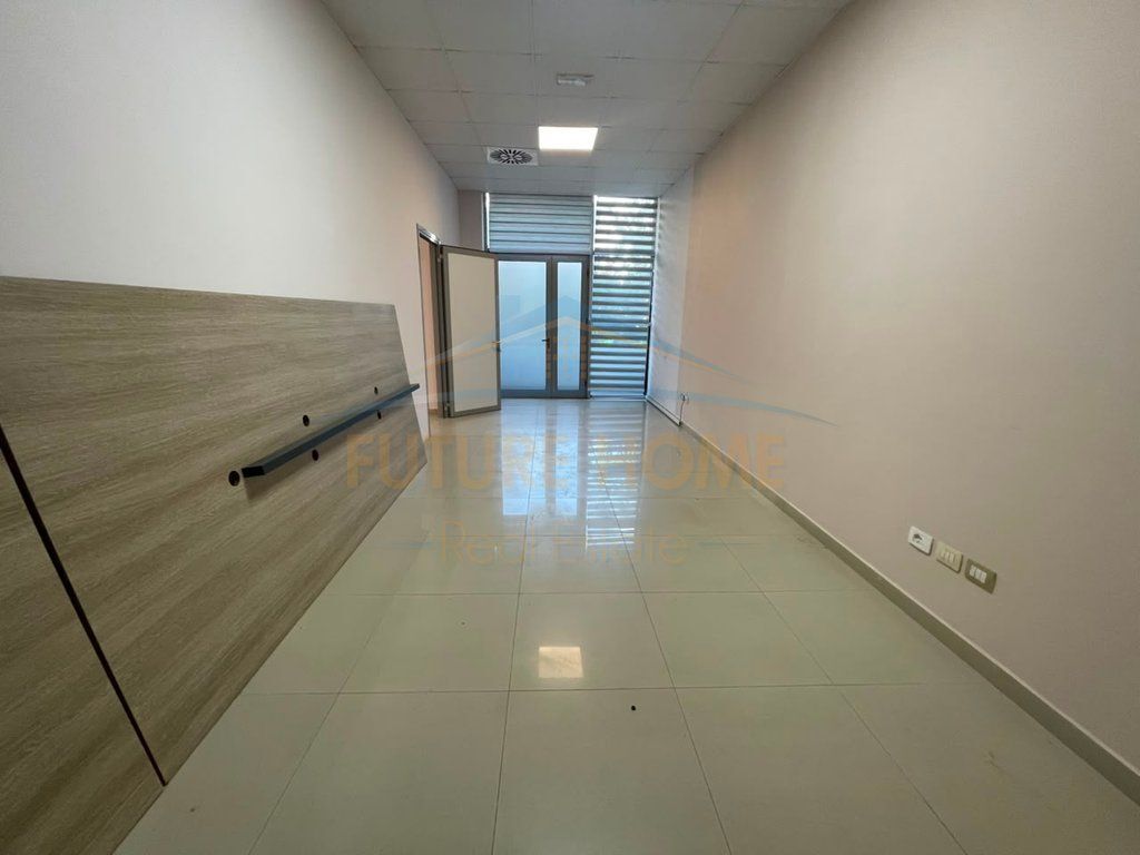 Rent, Business Environment, Former Region, Durres