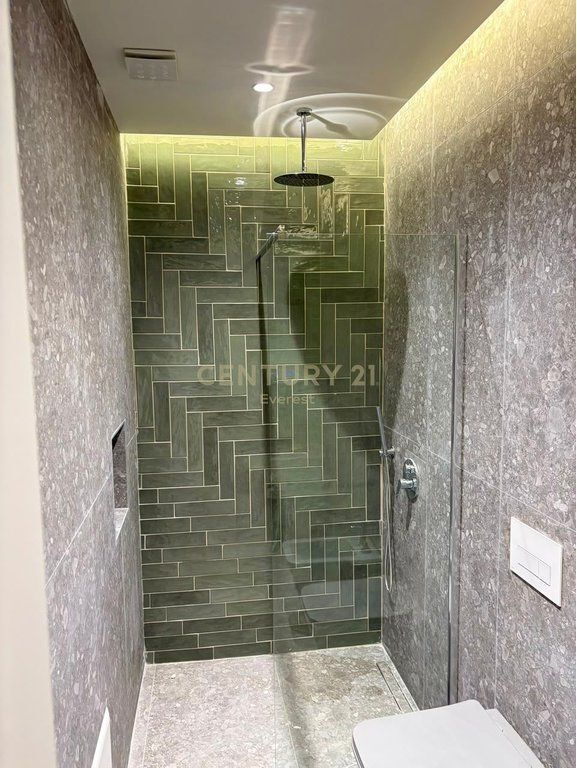 BOTANICAL GARDEN, APARTMENT 2+1+2+PARKING FOR RENT