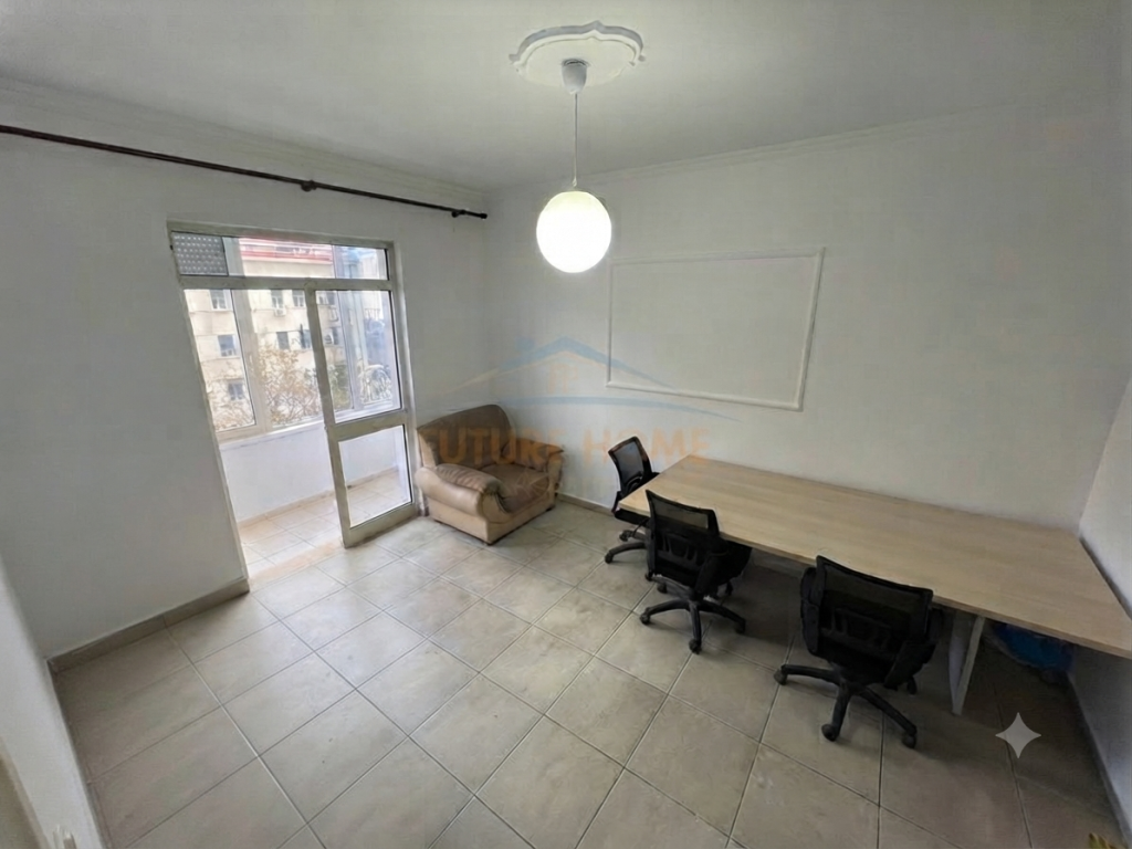 Affitto, Appartamento 2+1+Balconi, Viale Zogu I