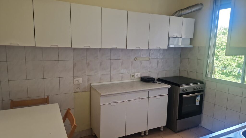 Appartamento 1+1 in affitto al Mozaiku di Tirana