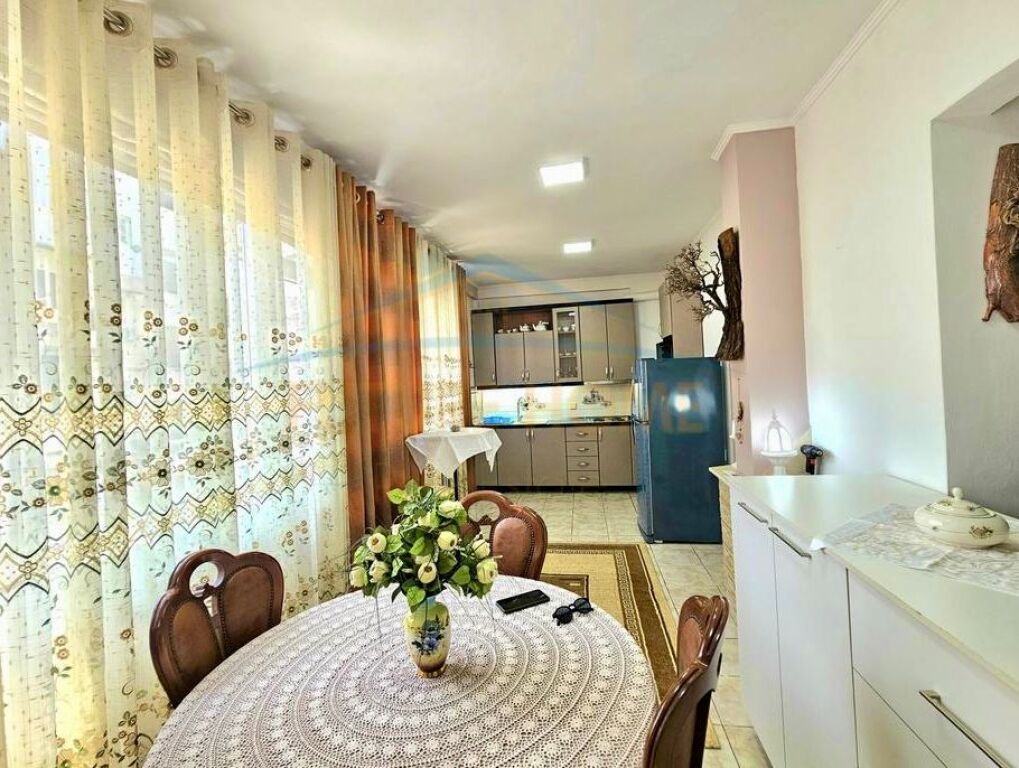Rent, Apartment 2+1, Elbasanit Street, Tirana.