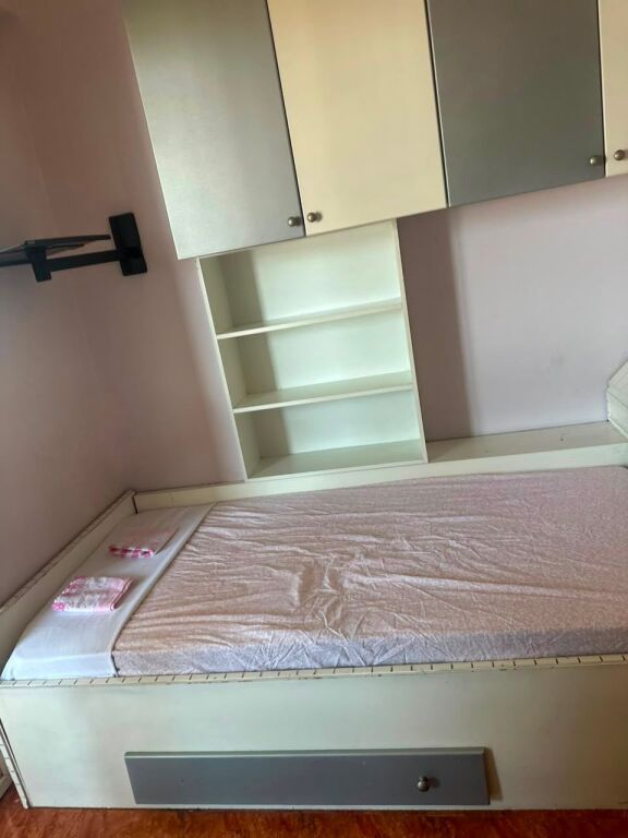2+1,pallat me ashensore,laprake te klinika globe,500mije leke