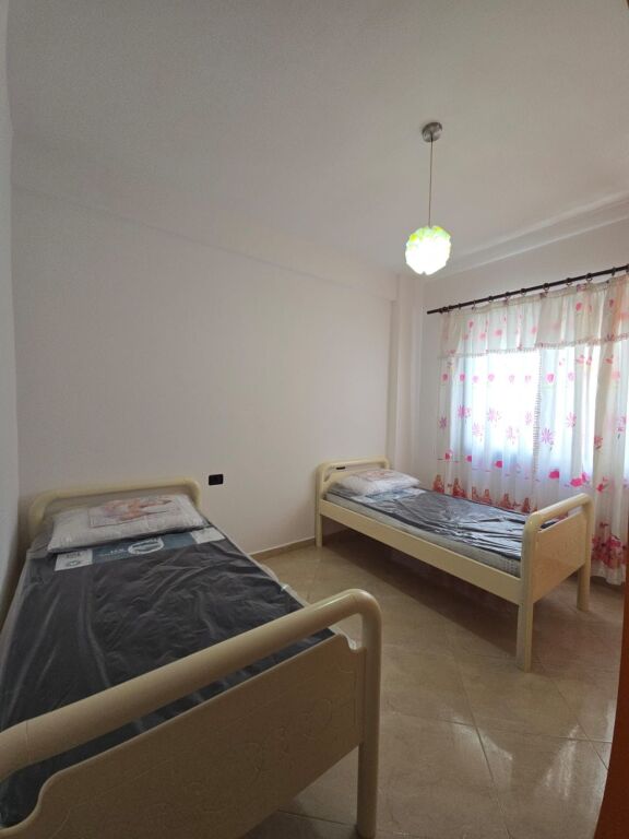 Apartament 2+1 per qera Yzberisht !