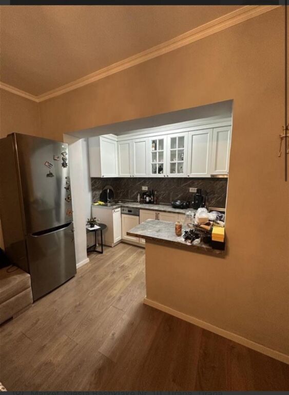 SHITET APARTAMENT 1+1 OXHAKU 9.300.000 LEKE FH-82167