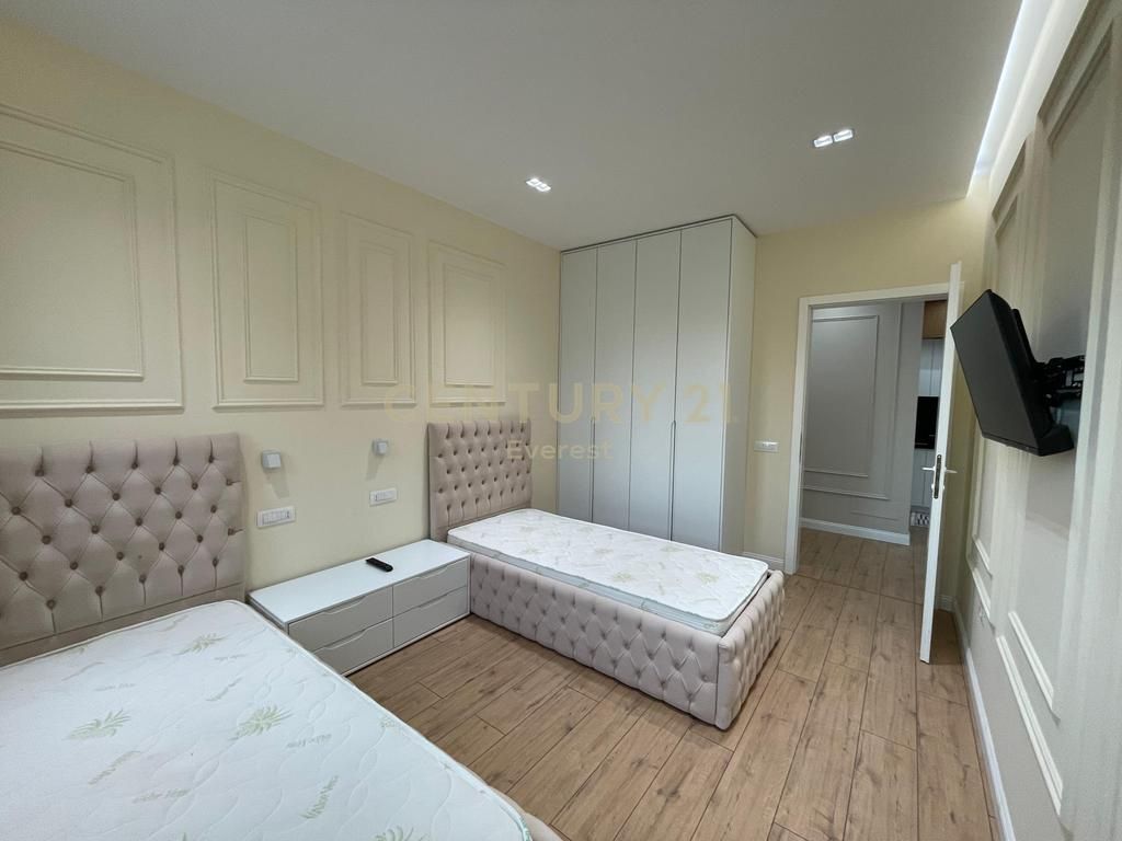 DRY LAKE, APARTMENT 2+1+2+2 PARKING SPACES FOR RENT